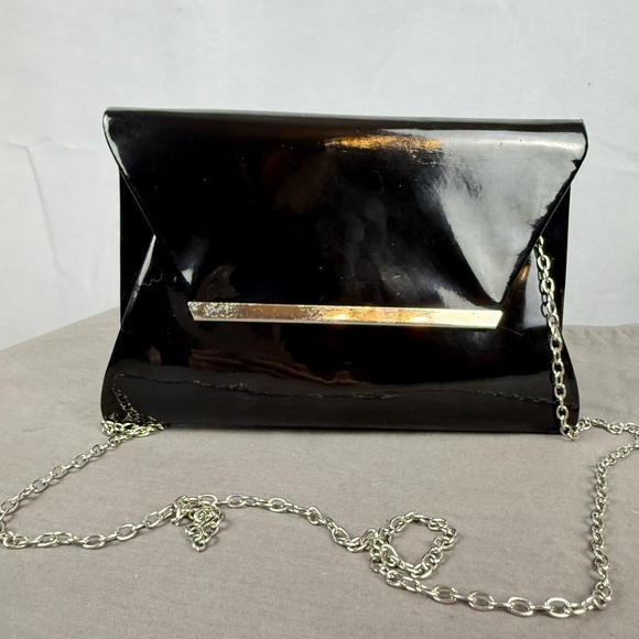 Lulu Townsend Handbags - Lulu Townsend Patent Clutch Black Gold Bar Chain Evening Bag Chic
